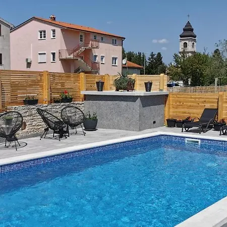 Apartman Sunrise Garden And Sea View