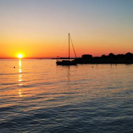 Sunrise Garden And Sea View * Peroj