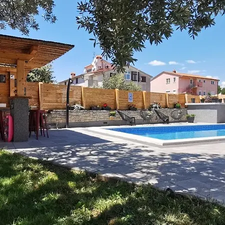 Apartman Sunrise Garden And Sea View