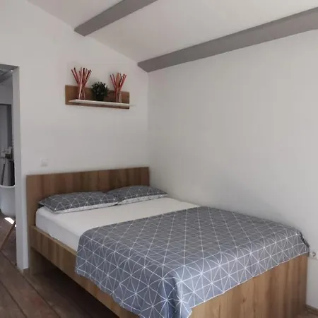 Sunrise Garden And Sea View Apartment *